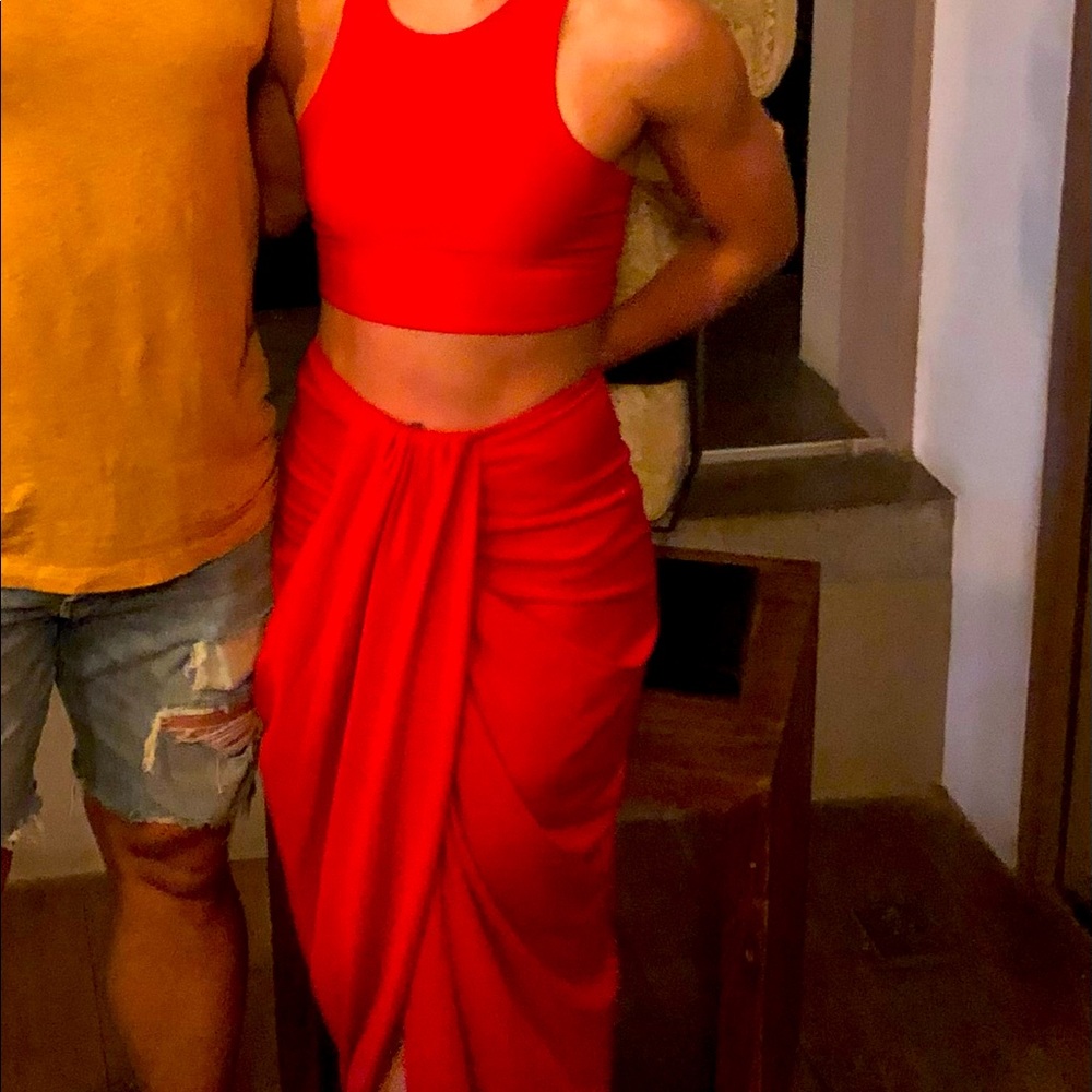 Akira Red Crop Set